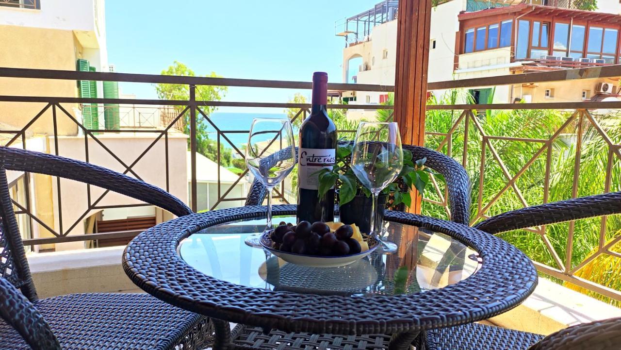 The Salnik Beach Apartment Limasol Dış mekan fotoğraf