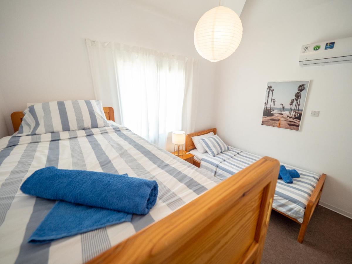 The Salnik Beach Apartment Limasol Dış mekan fotoğraf